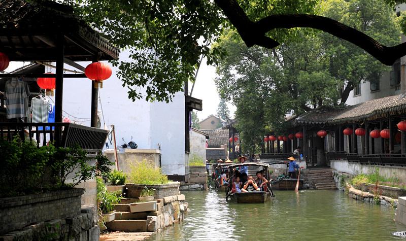 探索留在老家发展好呢,还是去大城市?话题,发现留在老家发展好呢,还是去大城市?社区热门话题!